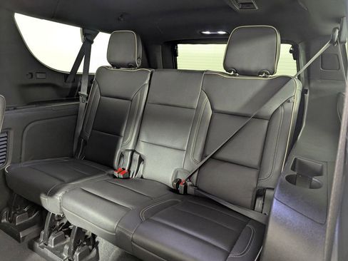 Used 2023 Chevrolet Suburban Premier image 85