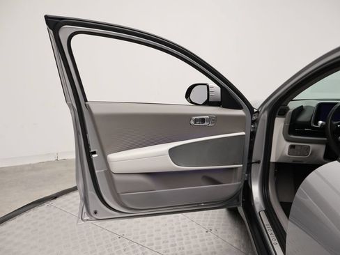 Used 2025 Hyundai Ioniq 6 Limited RWD image 16
