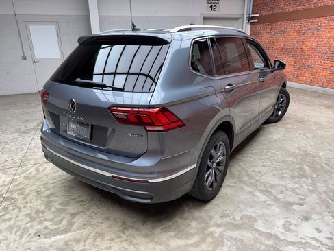 Used 2022 Volkswagen Tiguan SE AWD/4WD image 5