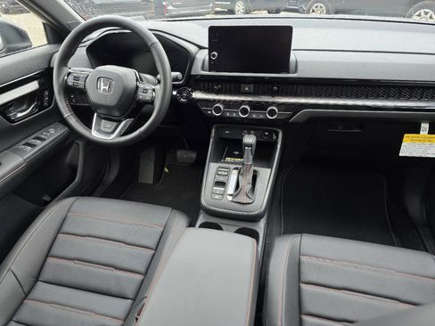 Used 2025 Honda CR-V Sport Touring image 12