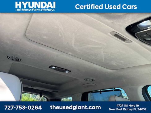 Used 2024 Hyundai Palisade Calligraphy image 9