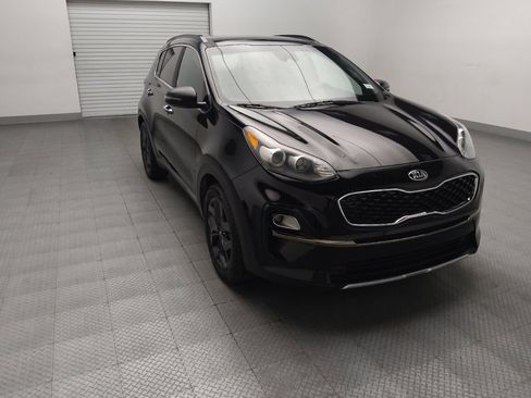 Used 2020 Kia Sportage S w/ S Sunroof Package image 13