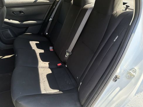 Used 2025 Nissan Sentra S FWD image 17