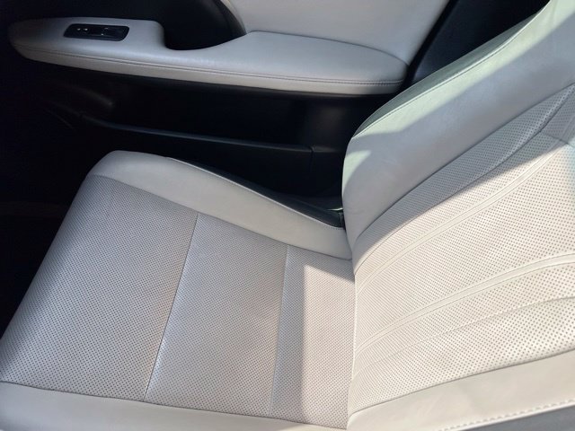 Used 2017 Lexus RX 350 AWD w/ Premium Package image 17