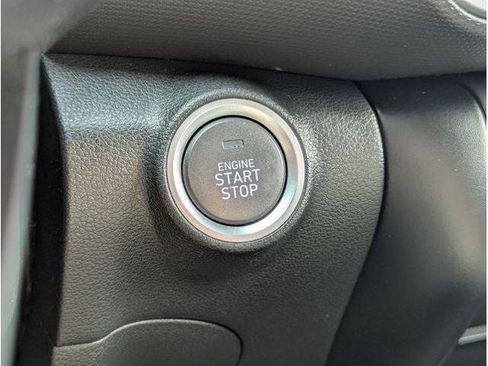 Used 2022 Hyundai Kona SEL AWD/4WD image 49