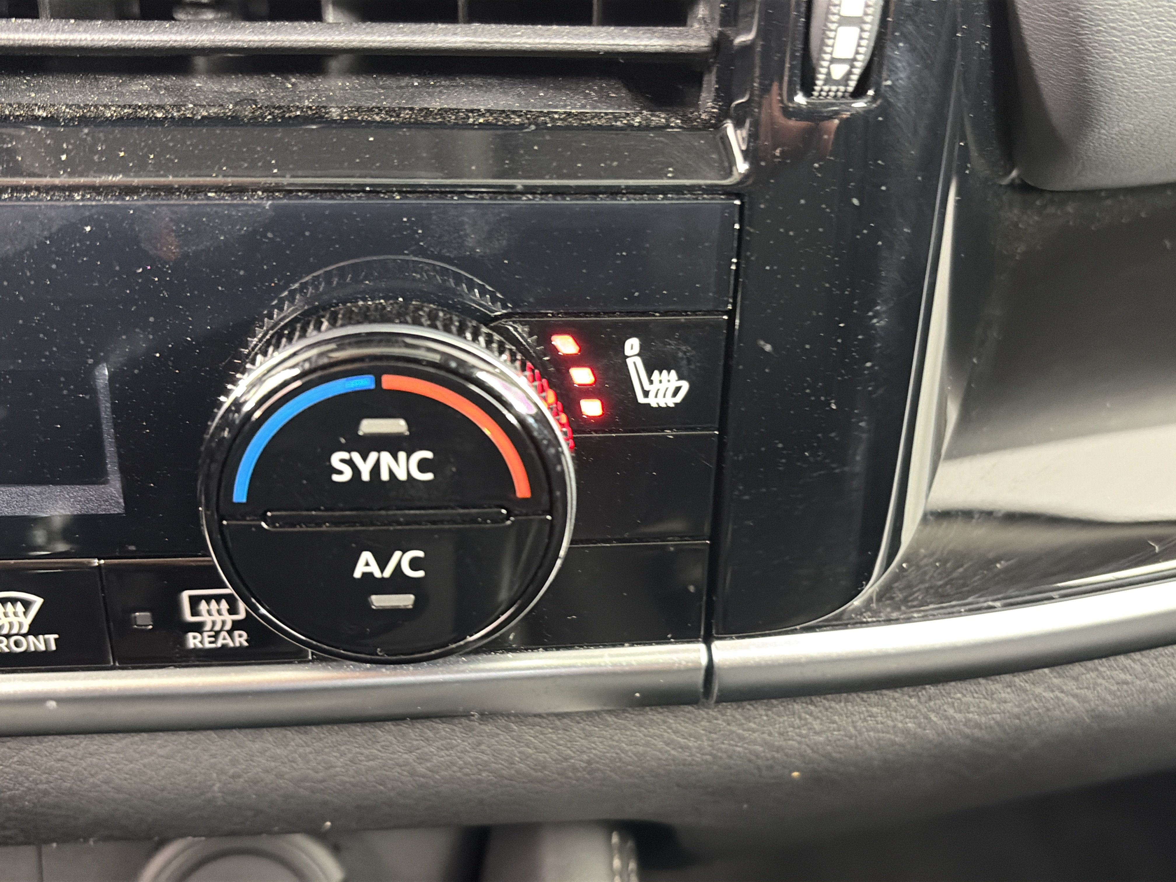 Certified 2023 Nissan Rogue SL w/ SL Premium Package AWD/4WD image 29