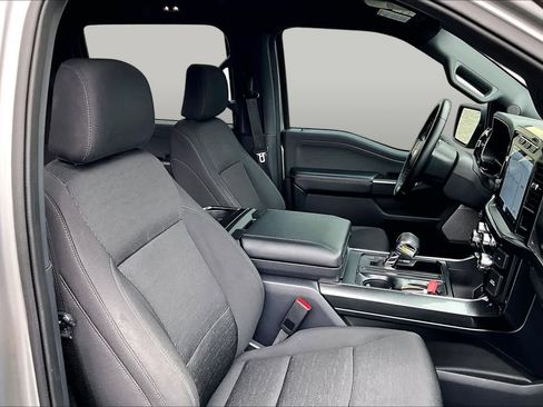 Used 2022 Ford F150 XLT w/ Equipment Group 302A High AWD/4WD image 9