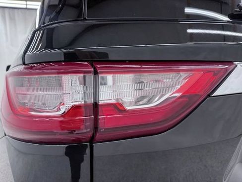 Used 2021 Chevrolet Traverse LT FWD image 10