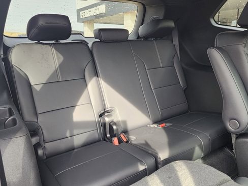 New 2026 GMC Acadia Elevation image 48