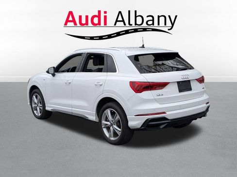 Used 2021 Audi Q3 2.0T Premium Plus w/ Premium Plus Package AWD/4WD image 6