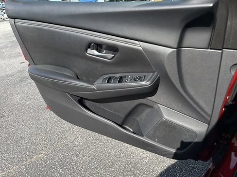 Used 2025 Nissan Sentra SV FWD image 26