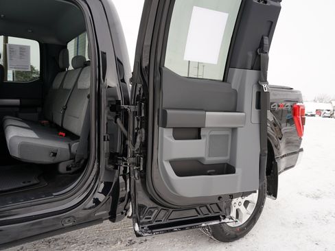 Used 2022 Ford F150 XLT w/ Trailer Tow Package image 21