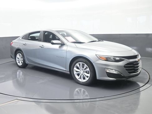 Used 2024 Chevrolet Malibu LT FWD image 8