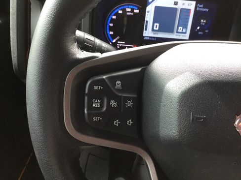 Used 2023 Ford Bronco Badlands image 16