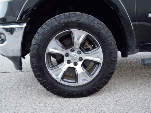 Used 2022 RAM 1500 Laramie image 25