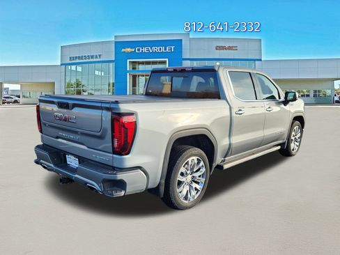 Used 2024 GMC Sierra 1500 Denali image 7