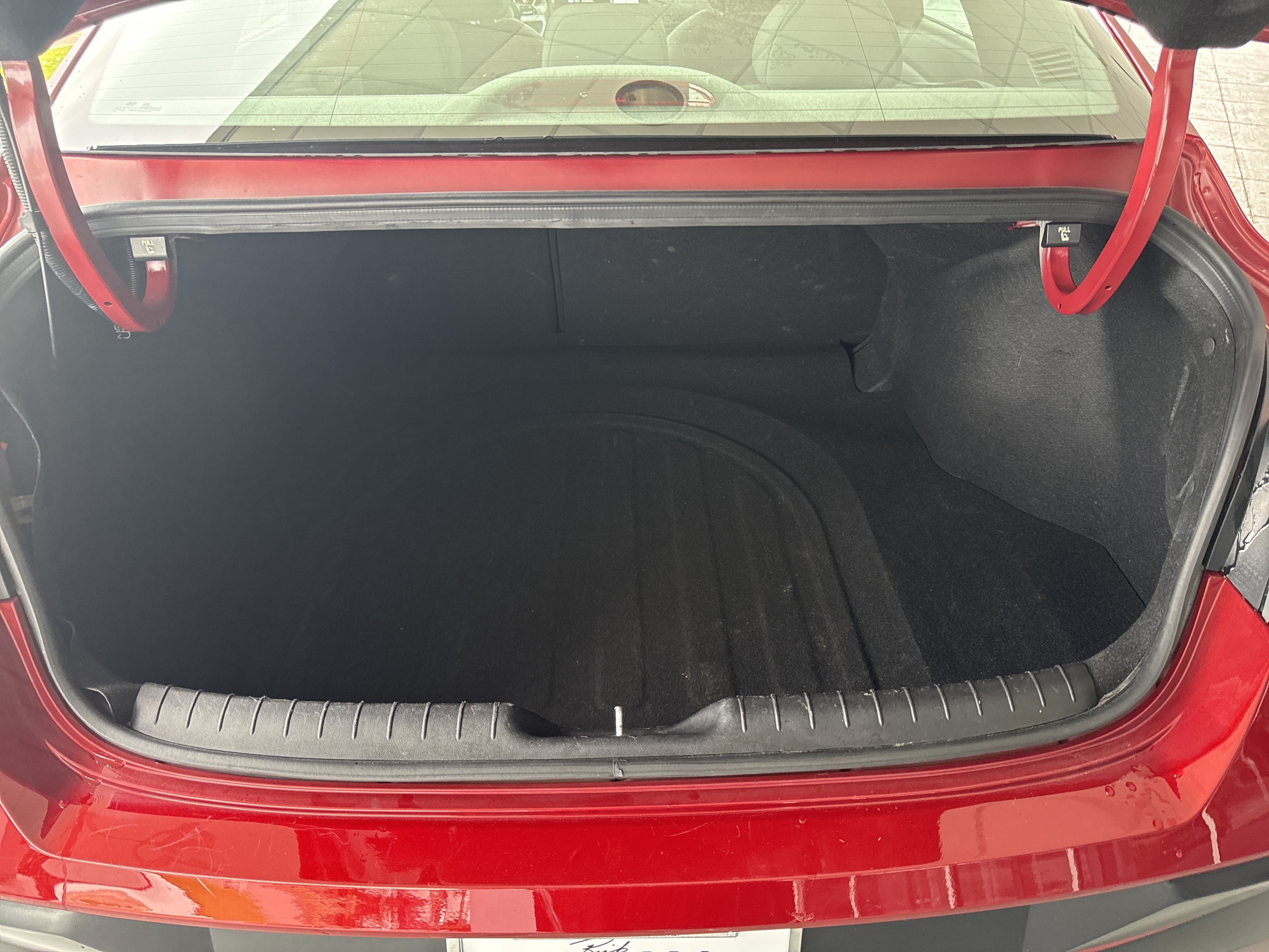 Used 2025 Hyundai Elantra SEL FWD image 31