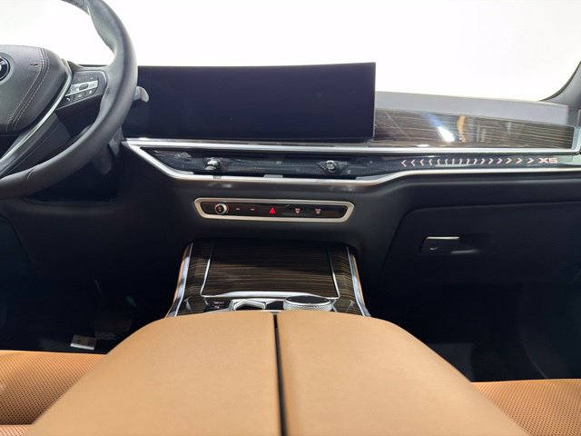 Certified 2024 BMW X5 xDrive40i w/ Parking Assistance Package AWD/4WD image 35