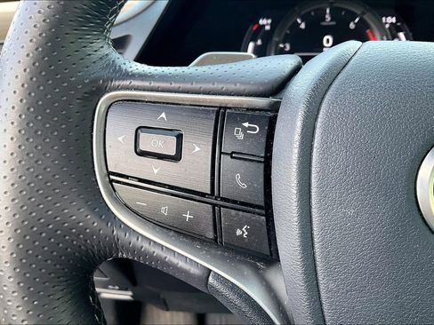 Used 2024 Lexus ES 350 F Sport w/ Accessory Package (Z1) image 13