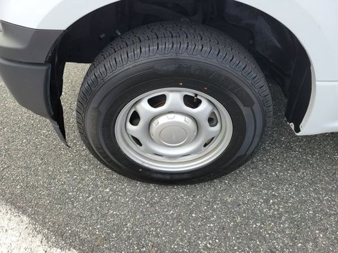 Used 2020 Ford F150 XL w/ Equipment Group 101A Mid image 5