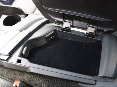 Used 2016 Chevrolet Corvette 1LT w/ Battery Protection Package image 33