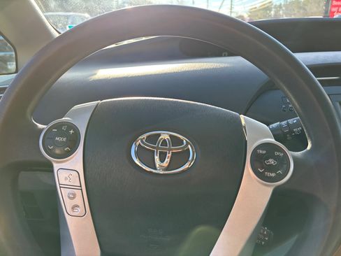 Used 2011 Toyota Prius Three w/ Navigation Pkg image 19