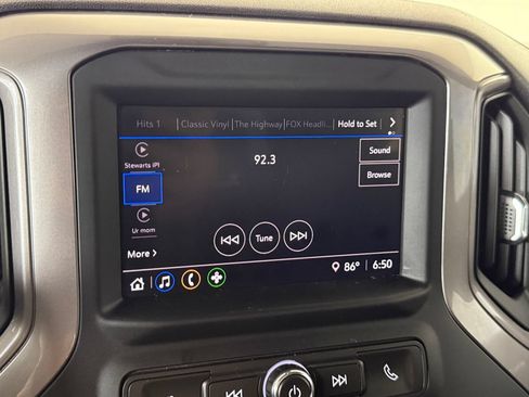 Used 2022 Chevrolet Silverado 1500 Custom AWD/4WD image 15