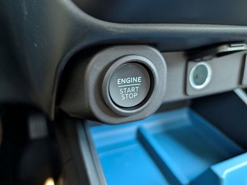 New 2025 Ford Maverick XLT image 13