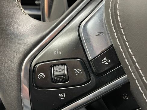 Used 2025 Chevrolet Corvette E-Ray AWD/4WD image 31