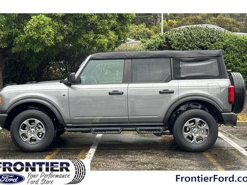 Used 2023 Ford Bronco Big Bend image 7