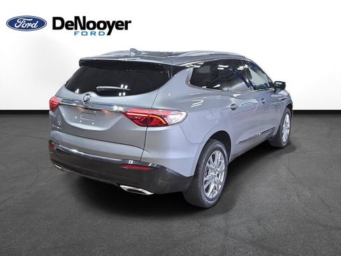 Used 2023 Buick Enclave Essence w/ Experience Buick Package AWD/4WD image 6