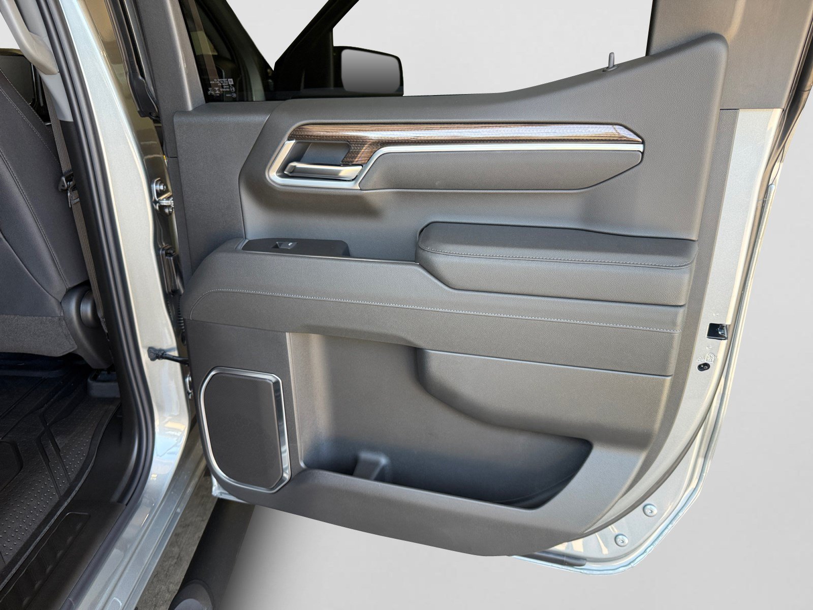 New 2026 Chevrolet Silverado 1500 RST AWD/4WD image 16