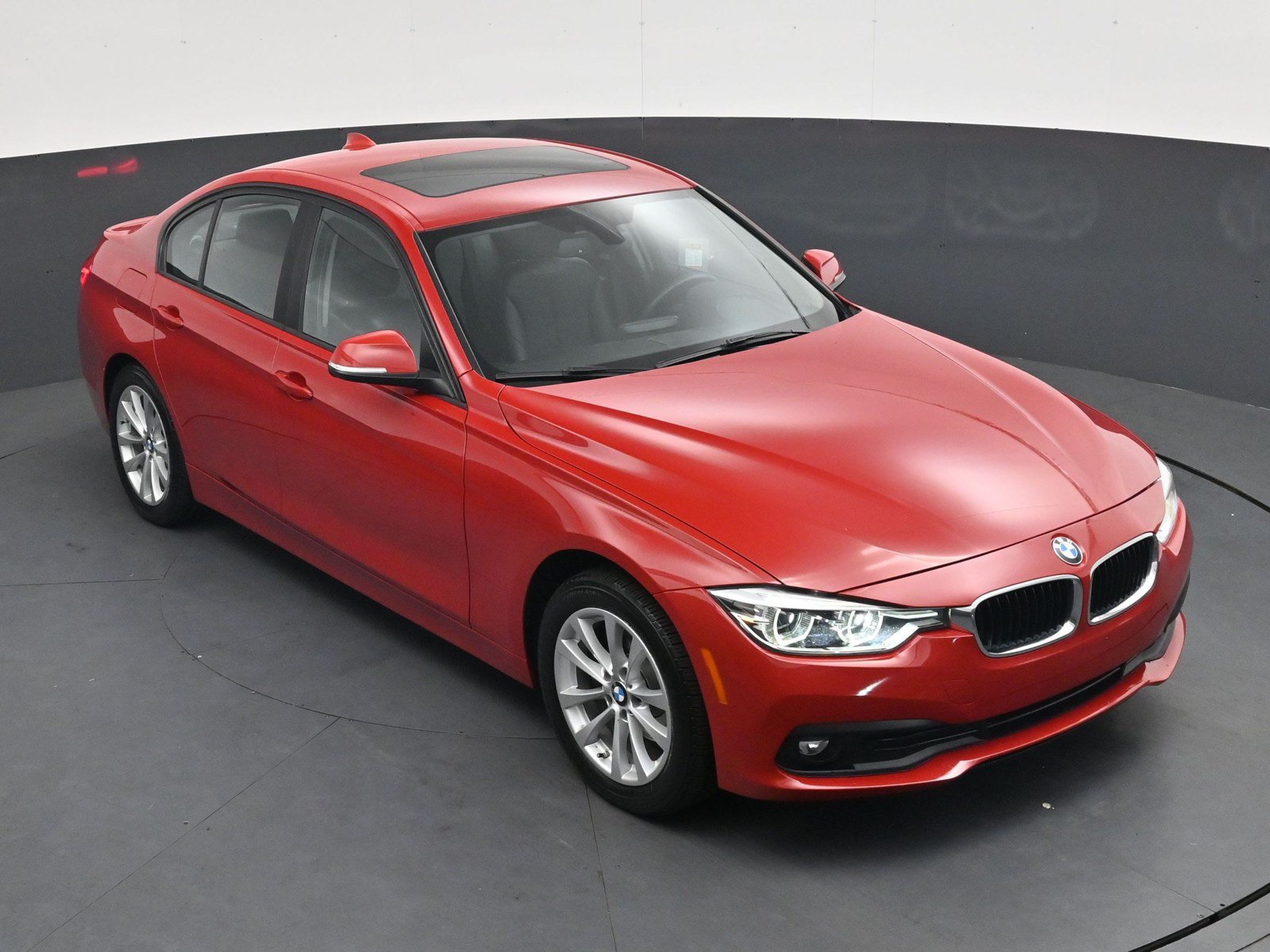 Used 2018 BMW 320i Sedan w/ Convenience Package RWD image 19