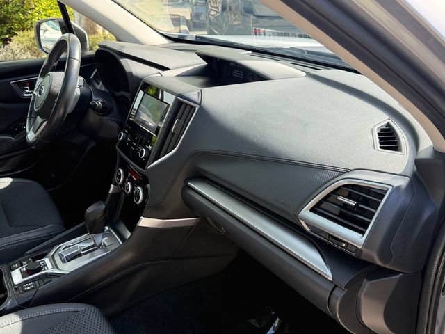 Used 2020 Subaru Forester Premium AWD/4WD image 17