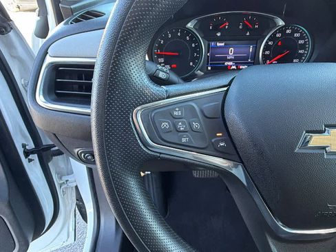 Used 2020 Chevrolet Equinox LT image 19