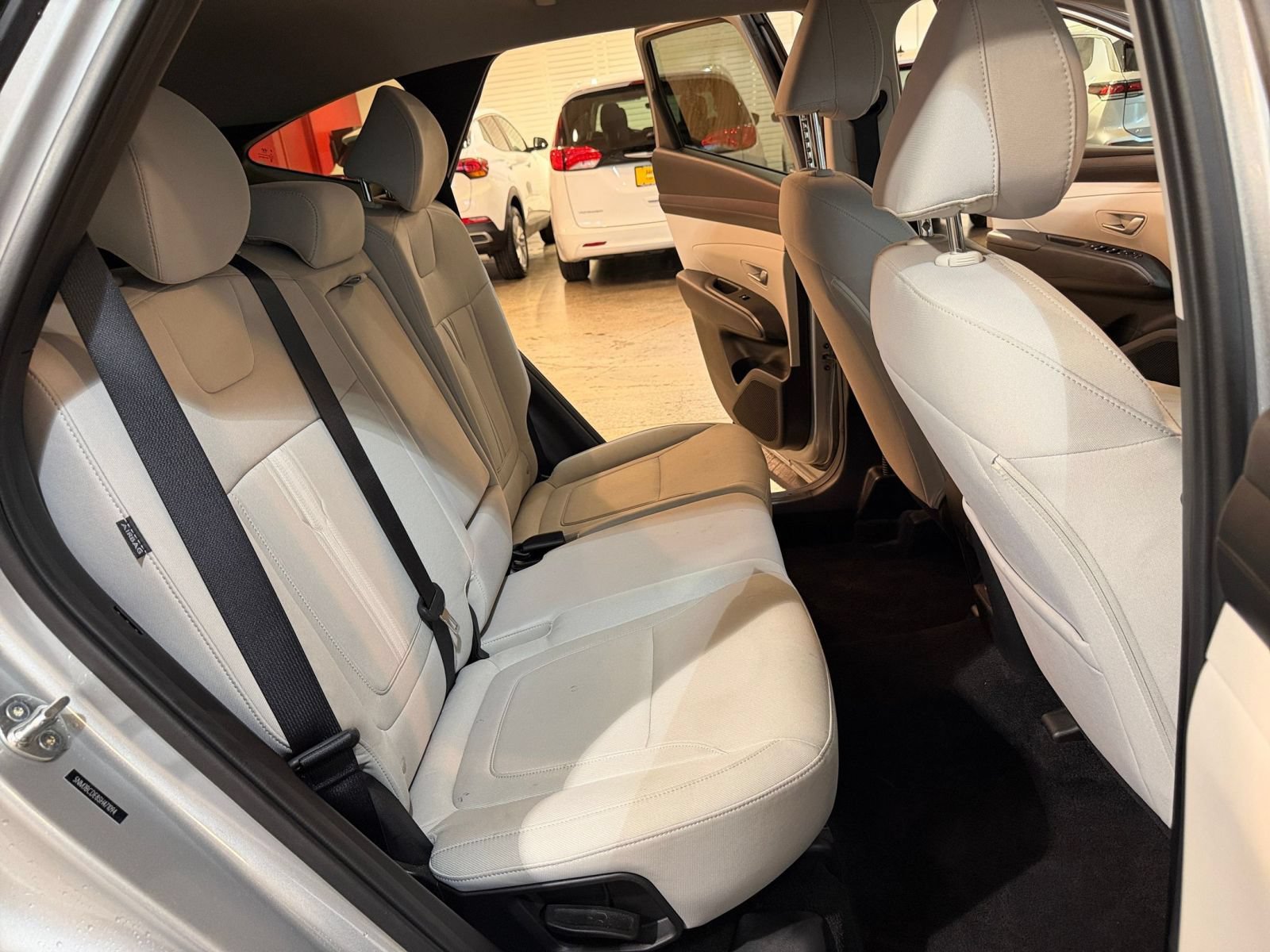 Used 2025 Hyundai Tucson SEL AWD/4WD image 37