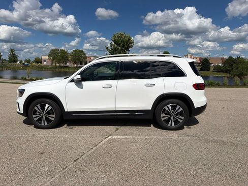 Certified 2026 Mercedes-Benz GLB 250 4MATIC image 9