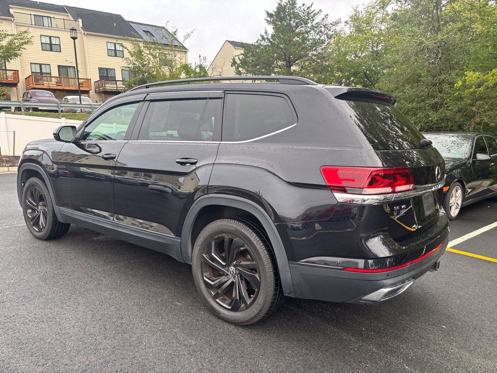 Used 2022 Volkswagen Atlas SE AWD/4WD image 7