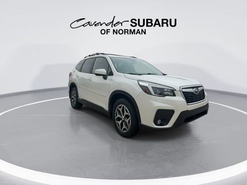 Used 2021 Subaru Forester Premium AWD/4WD image 2