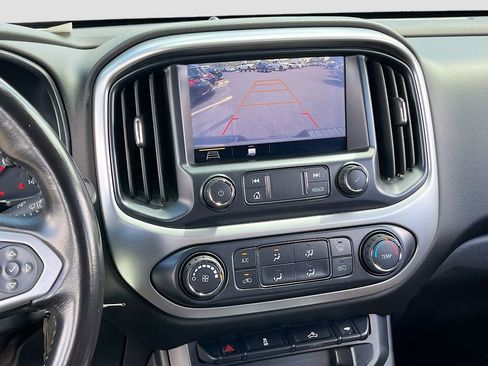Used 2019 Chevrolet Colorado LT RWD image 13
