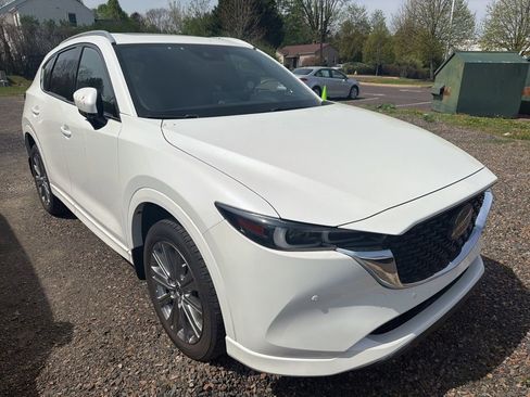 Used 2022 MAZDA CX-5 Signature image 3