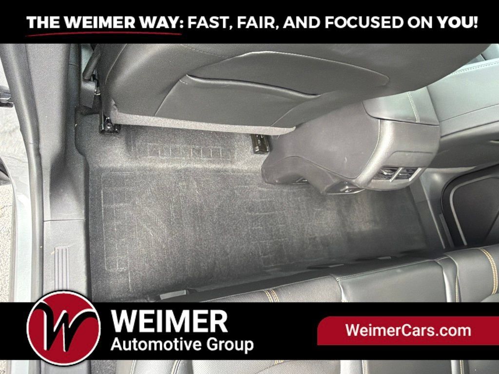 Used 2023 Chevrolet Equinox Premier AWD/4WD image 21