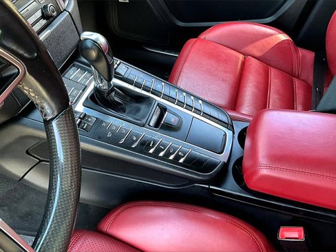 Used 2017 Porsche Macan GTS image 14