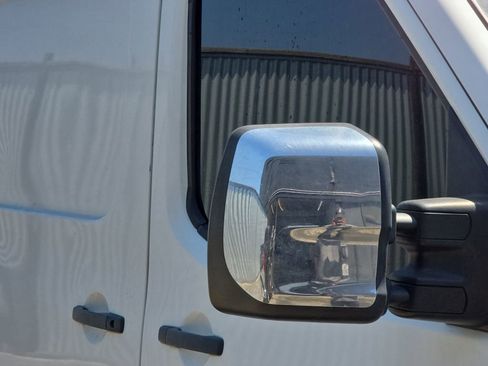 Used 2018 Nissan NV 2500 S RWD image 24