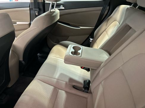 Used 2021 Hyundai Tucson Value AWD/4WD image 5