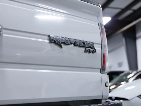 Used 2012 Ford F150 Raptor w/ Raptor Luxury Pkg image 15