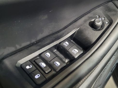 Used 2021 Jeep Grand Cherokee L Limited image 27