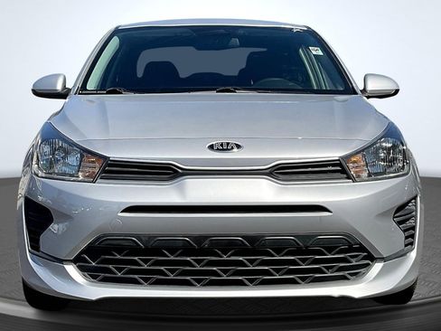 Used 2021 Kia Rio LX image 3