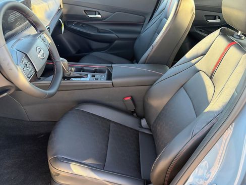 New 2026 Nissan Sentra SR image 12