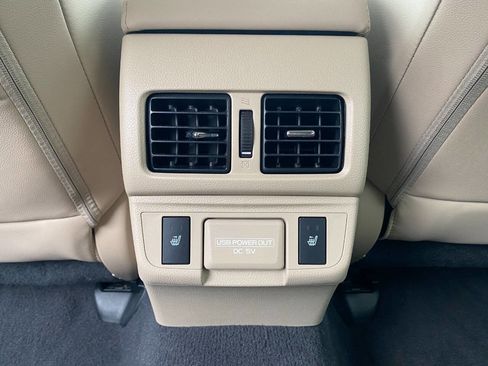 Used 2018 Subaru Outback 2.5i Limited image 27